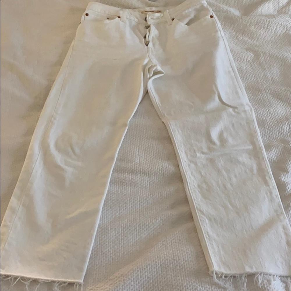 Levi’s white wedgie straight jeans